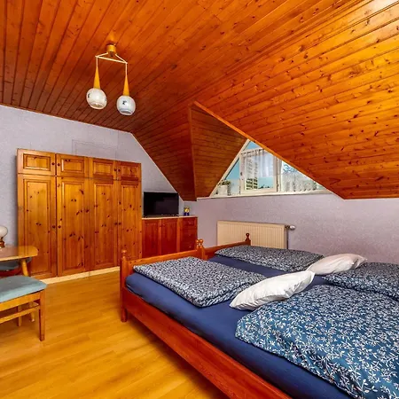 Gizella Haz Apartament