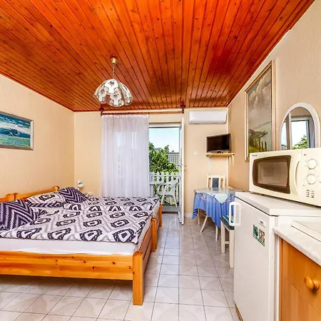 Gizella Haz Apartament